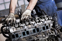Капитальный ремонт двигателя: правила проведения и этапы