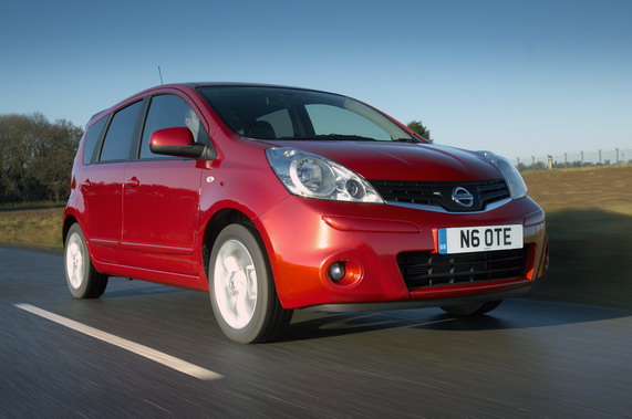 Семейный автомобиль Nissan Note