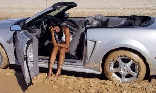 Автомобиль застрял в грязи: что учитывать, методы и особенности