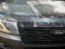 Бронирование автомобиля пленкой: выбор и особенности применения