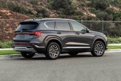 Почему стоит обратить внимание на Hyundai Santa Fe: преимущества автомобиля