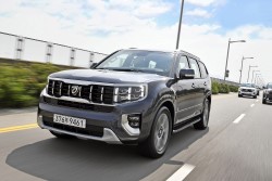 Какими достоинствами обладает Kia Mohave 2021: особенности автомобиля 
