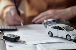 Правила оформления микрокредита под залог автомобиля: как действовать 